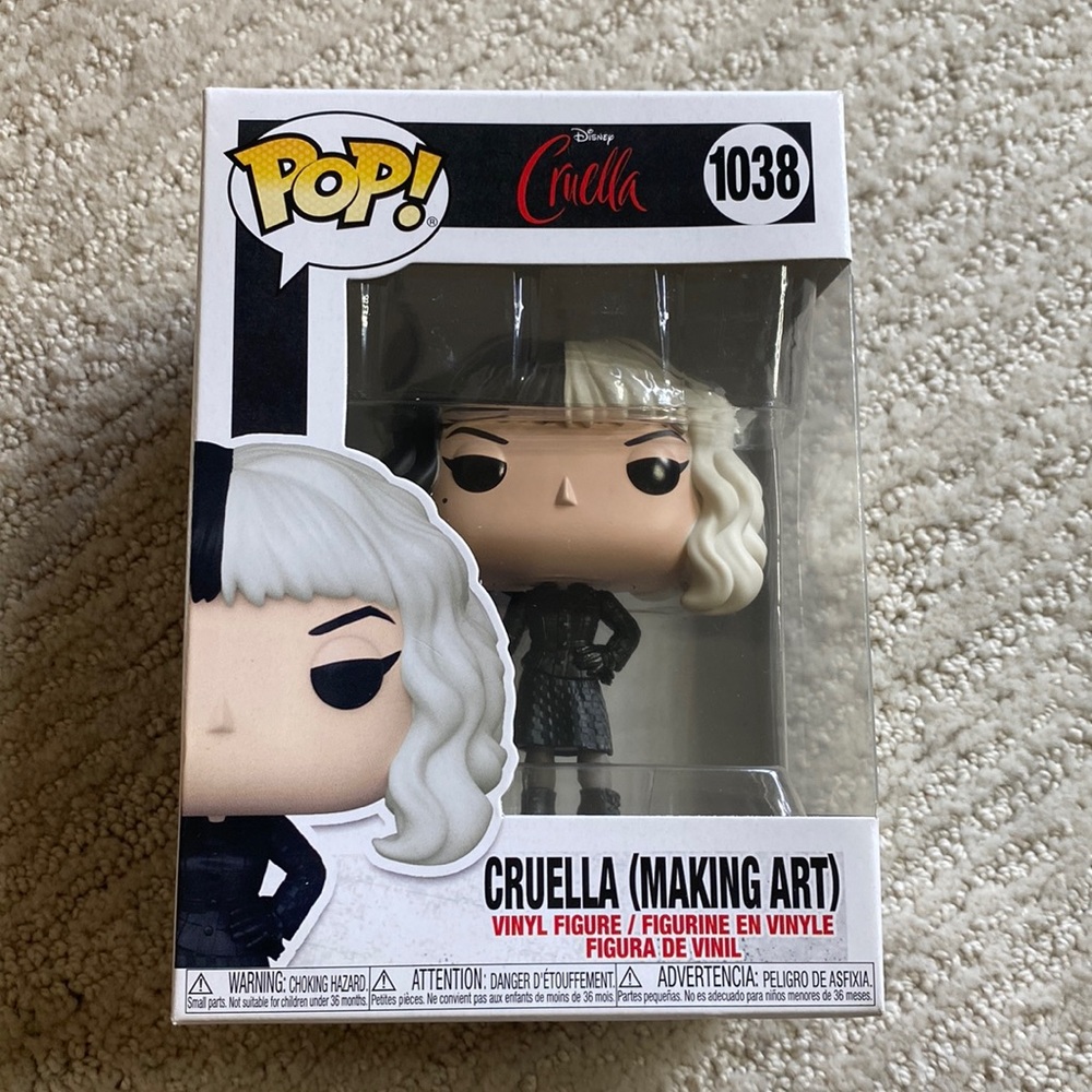 Disney’s Cruella “Making Art” Figurine Collectible - Rare and Brand new!